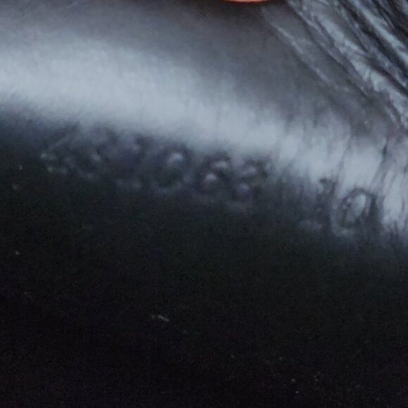 Men's Gucci Loafers Like New, Authentic - Picture 5 of 11